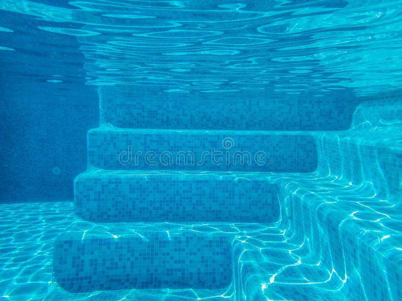 how-to-clean-pool-steps-underwater-cleanestor