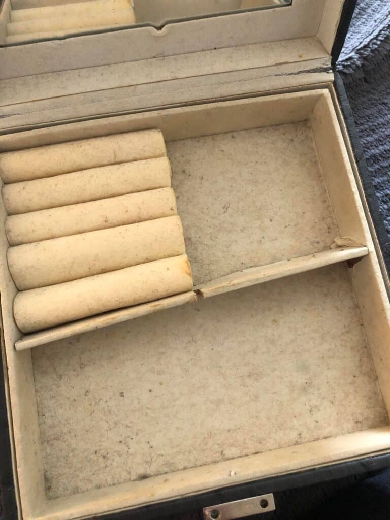 19Fd02B3836742D2Bbd350E0F9E95A3F 19Fd02B3836742D2Bbd350E0F9E95A3F