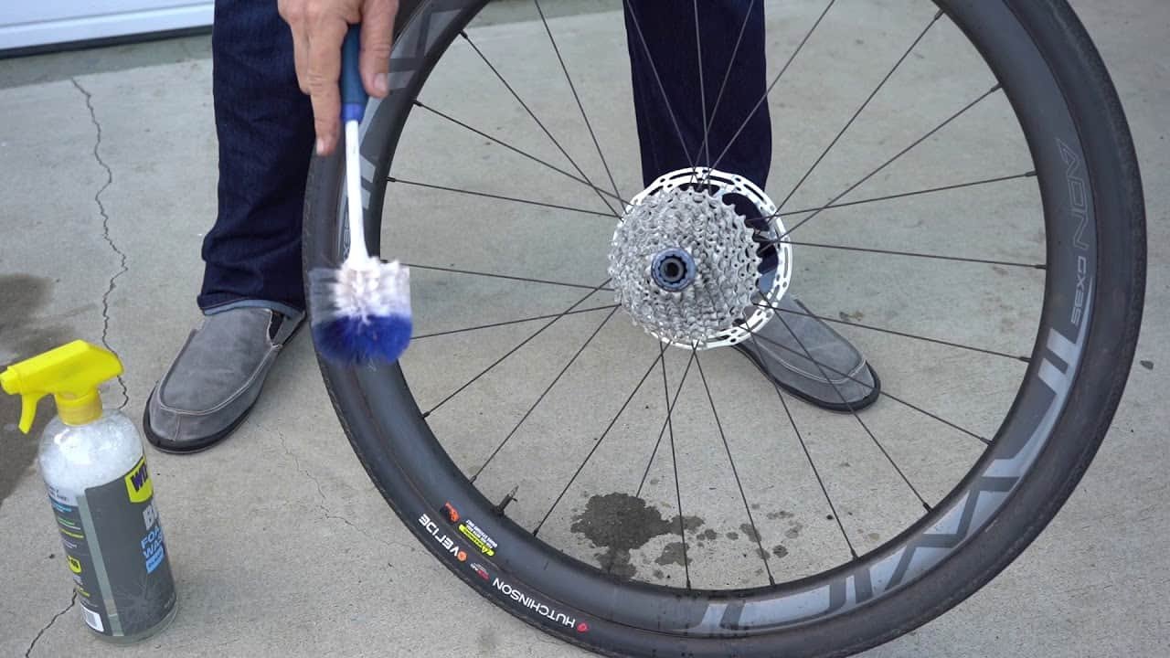 How To Clean Carbon Rims? Cleanestor
