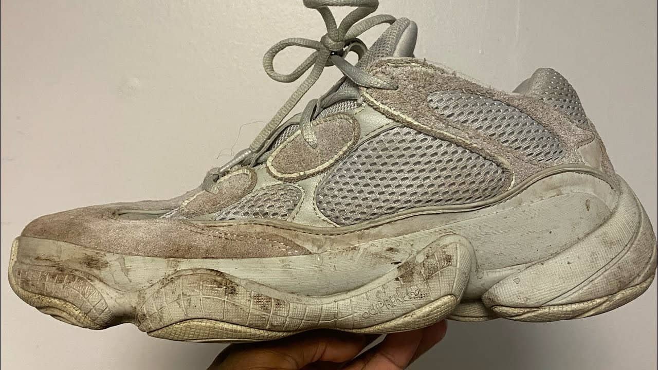 How To Clean Yeezy 500 At Home? Cleanestor