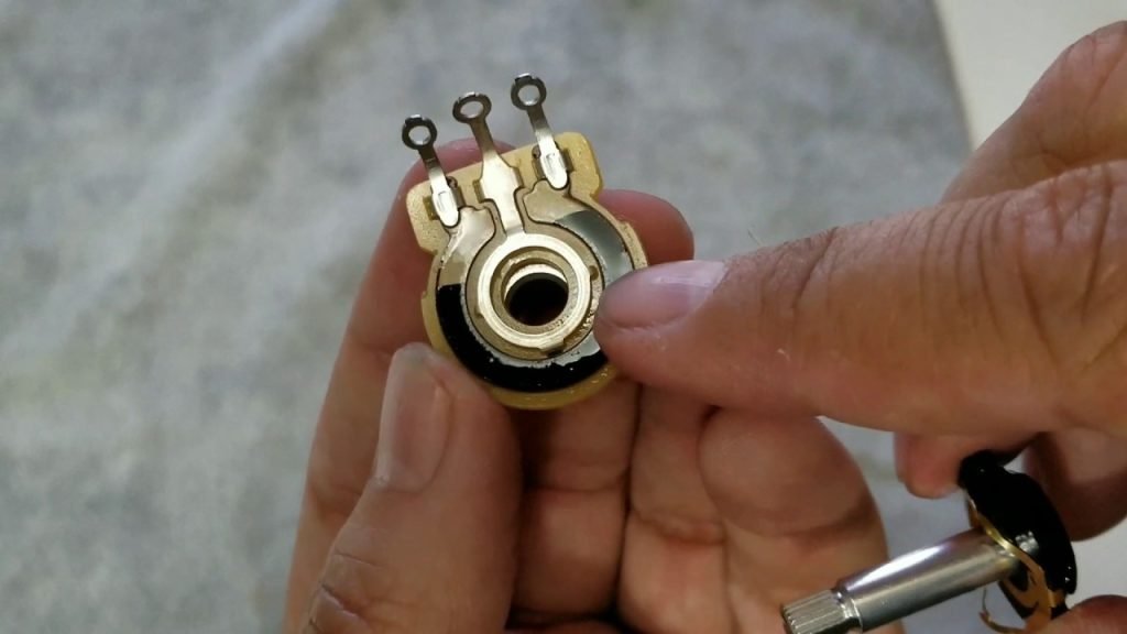 How To Clean A Scratchy Potentiometer