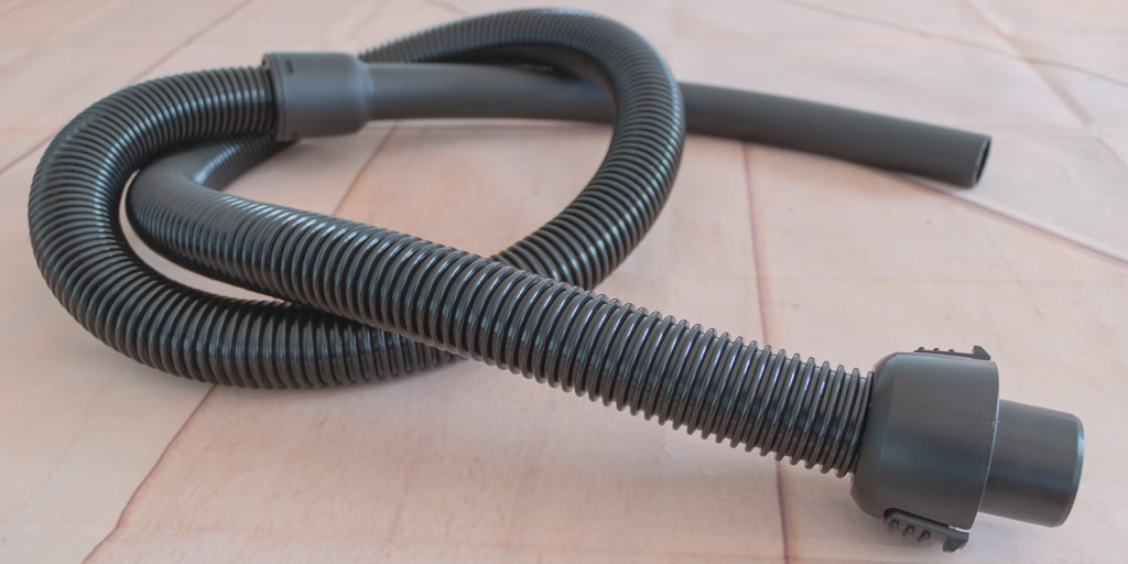 how-to-clean-a-smelly-vacuum-hose-cleanestor