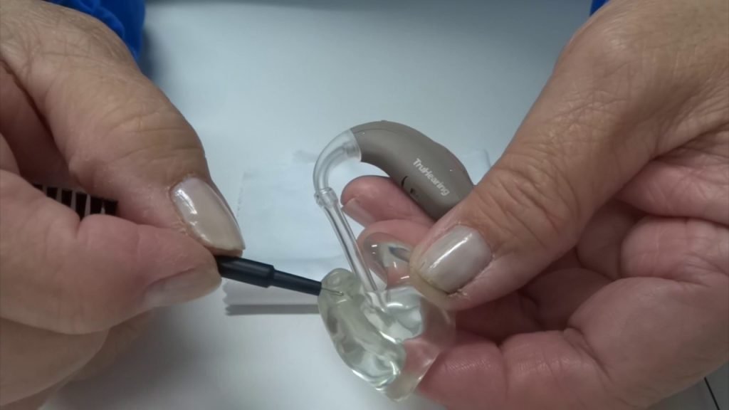 How To Clean Hearing Aid Ear Molds How To Clean Hearing Aid Ear Molds
