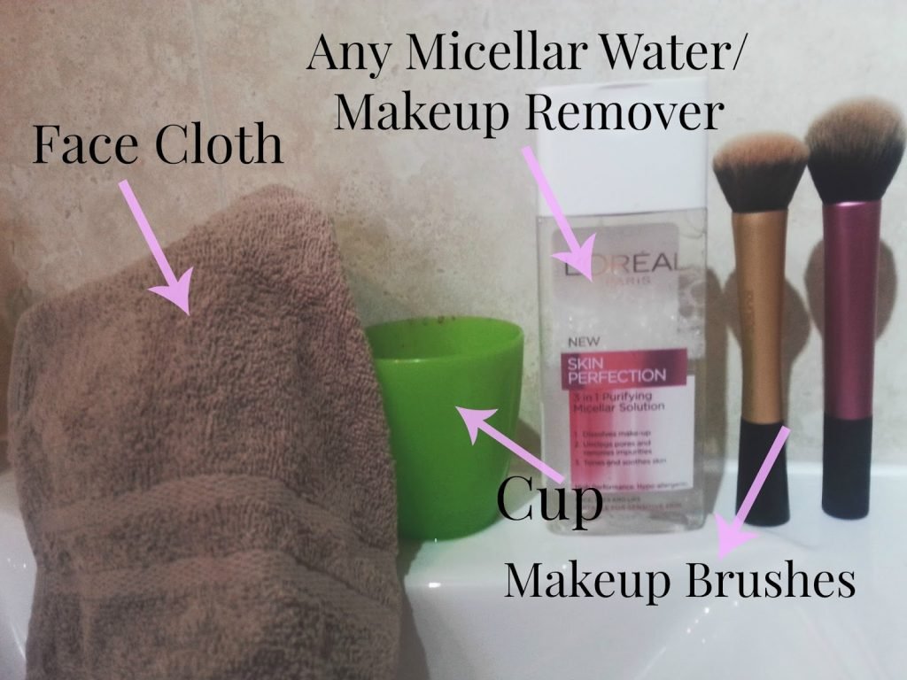 How To Clean Makeup Brushes With Micellar Water