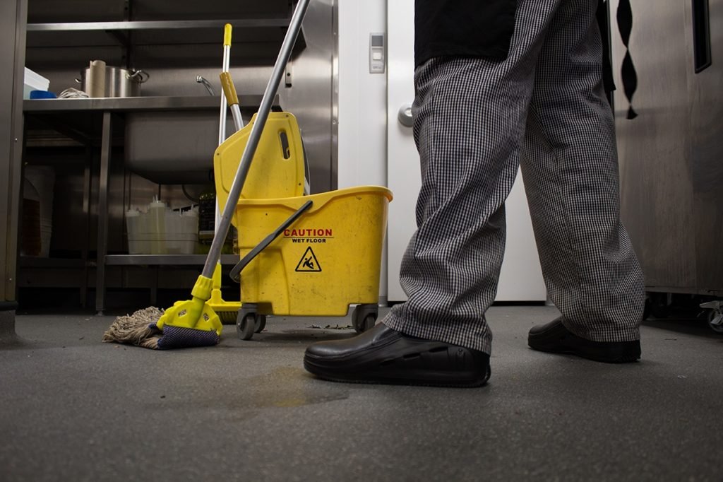 How To Clean A Greasy Restaurant Kitchen Floor