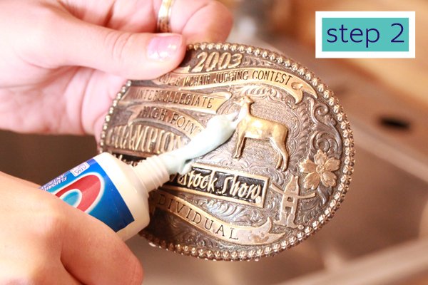 How To Clean Belt Buckle Toothpaste