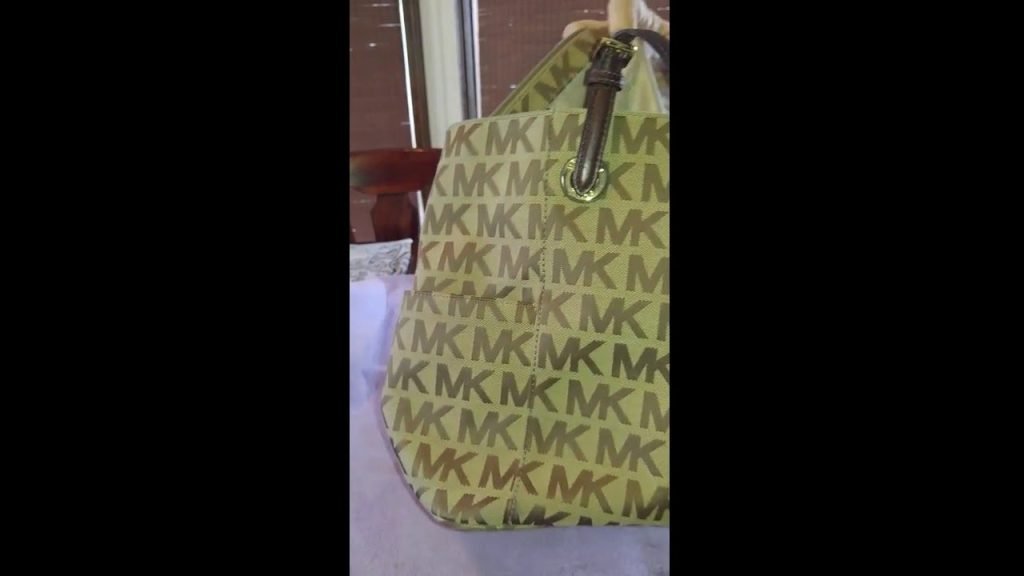 How To Clean Mk Purse