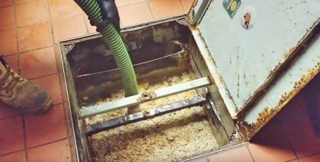 How To Clean Out A Grease Trap How To Clean Out A Grease Trap
