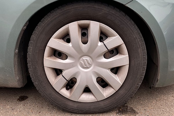 How To Clean Plastic Wheel Covers