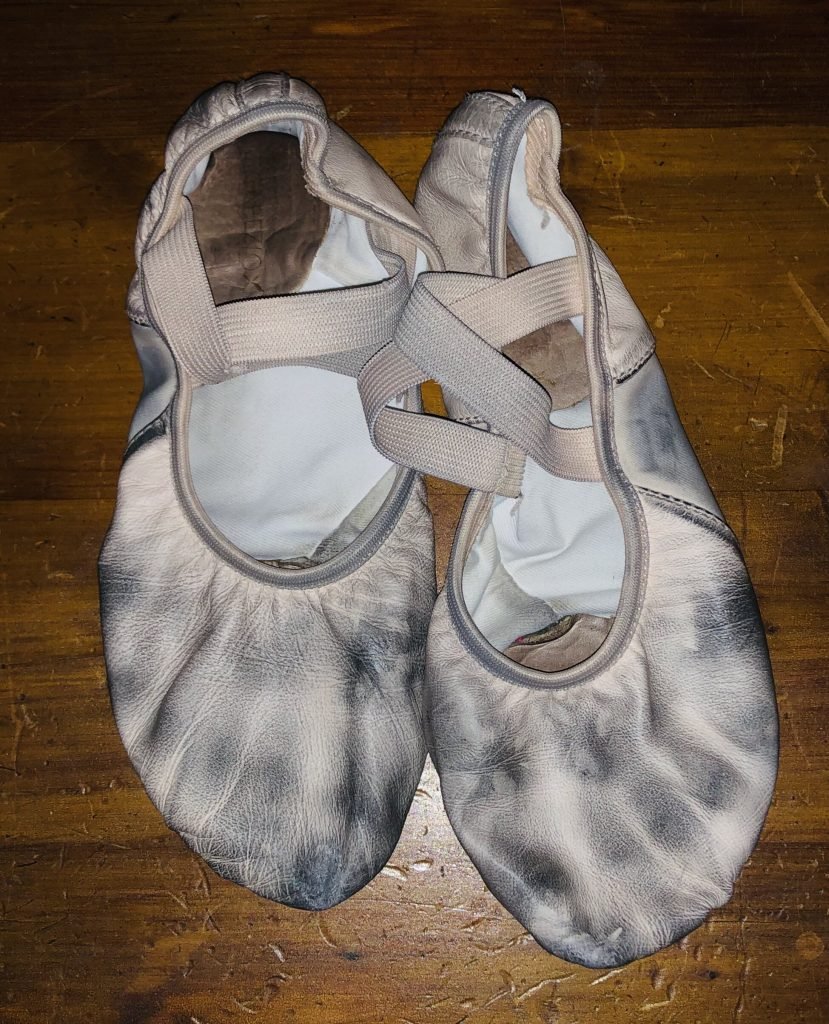 How To Clean Pointe Shoes Cleanestor