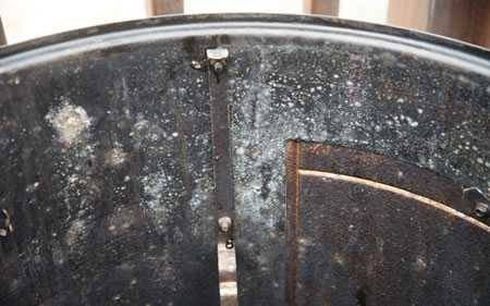 How To Clean A Moldy Smoker