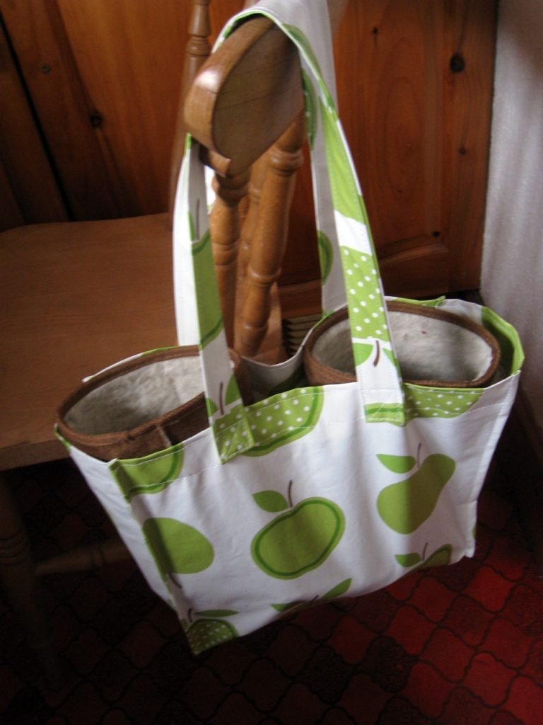 How To Clean An Oilcloth Bag How To Clean An Oilcloth Bag