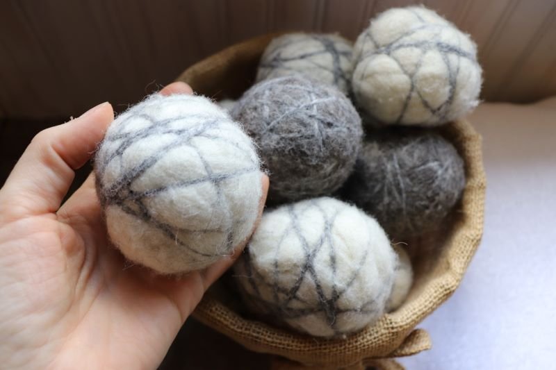 How To Clean Dryer Balls