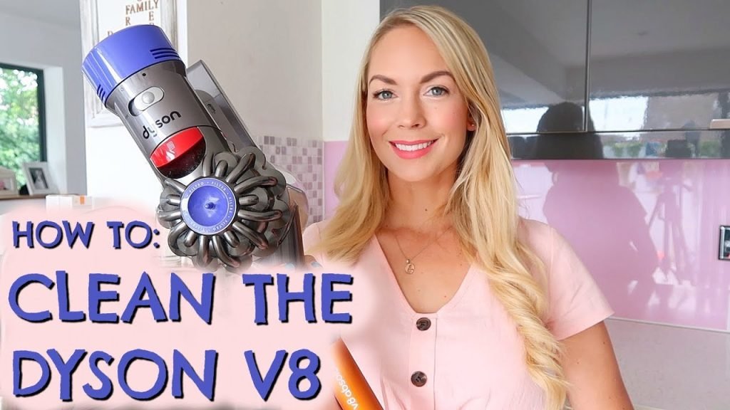 How To Clean Dyson V8