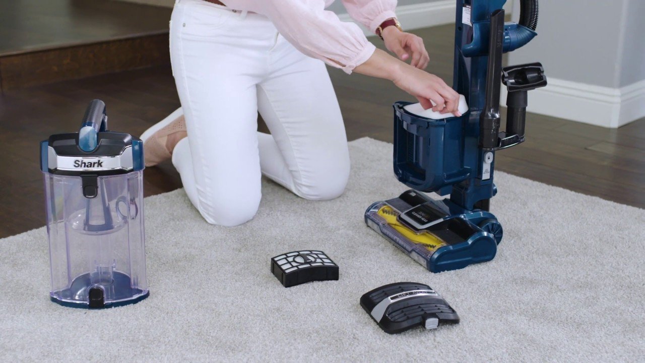 How To Take Apart Shark Lift-Away Vacuum | Cleanestor
