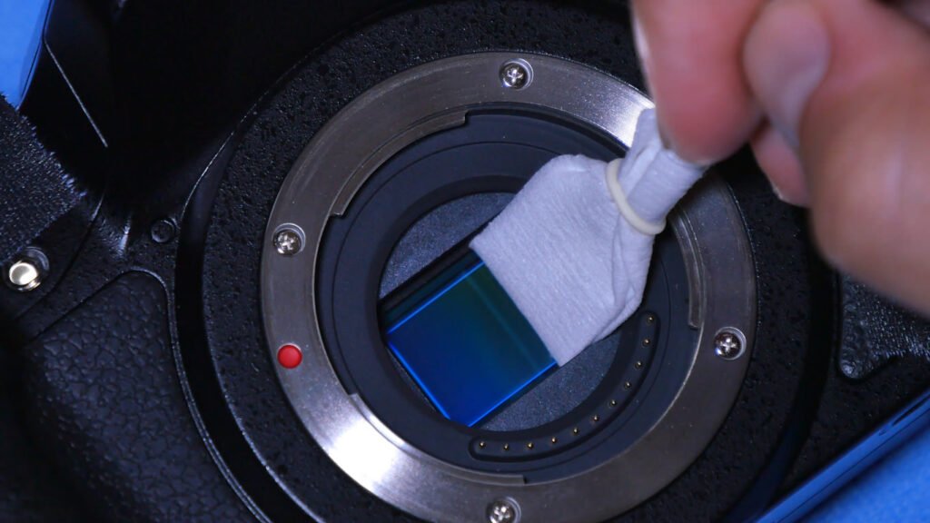 How To Clean A Camera Mirror How To Clean A Camera Mirror